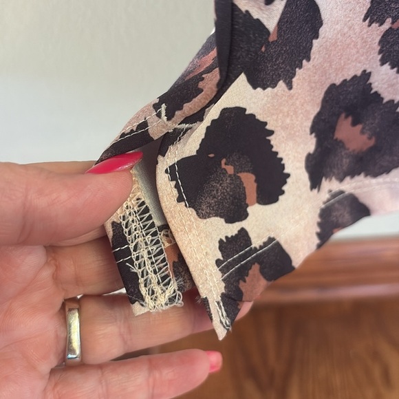 Women’s performance activewear tank dress - shorts in 1 leopard animal print S - Picture 6 of 12